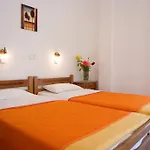 Otel Galini *